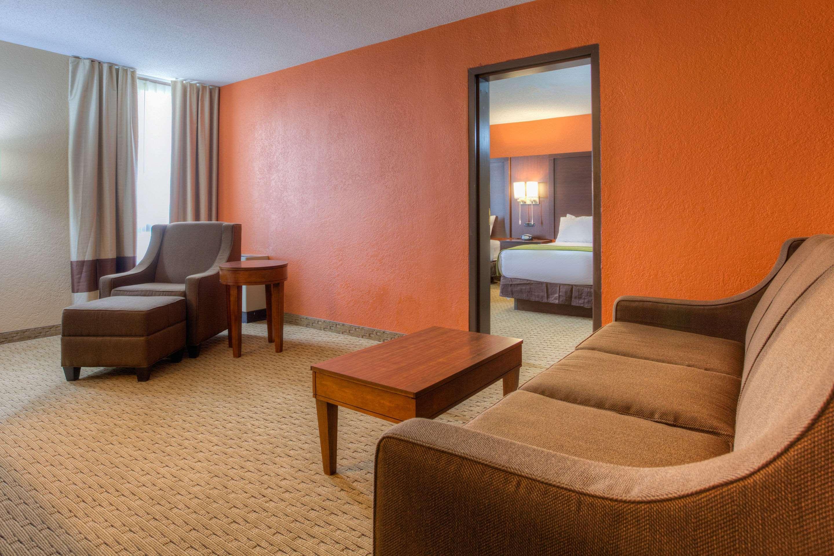 Comfort Inn&Suites Evansville Airport Eksteriør bilde
