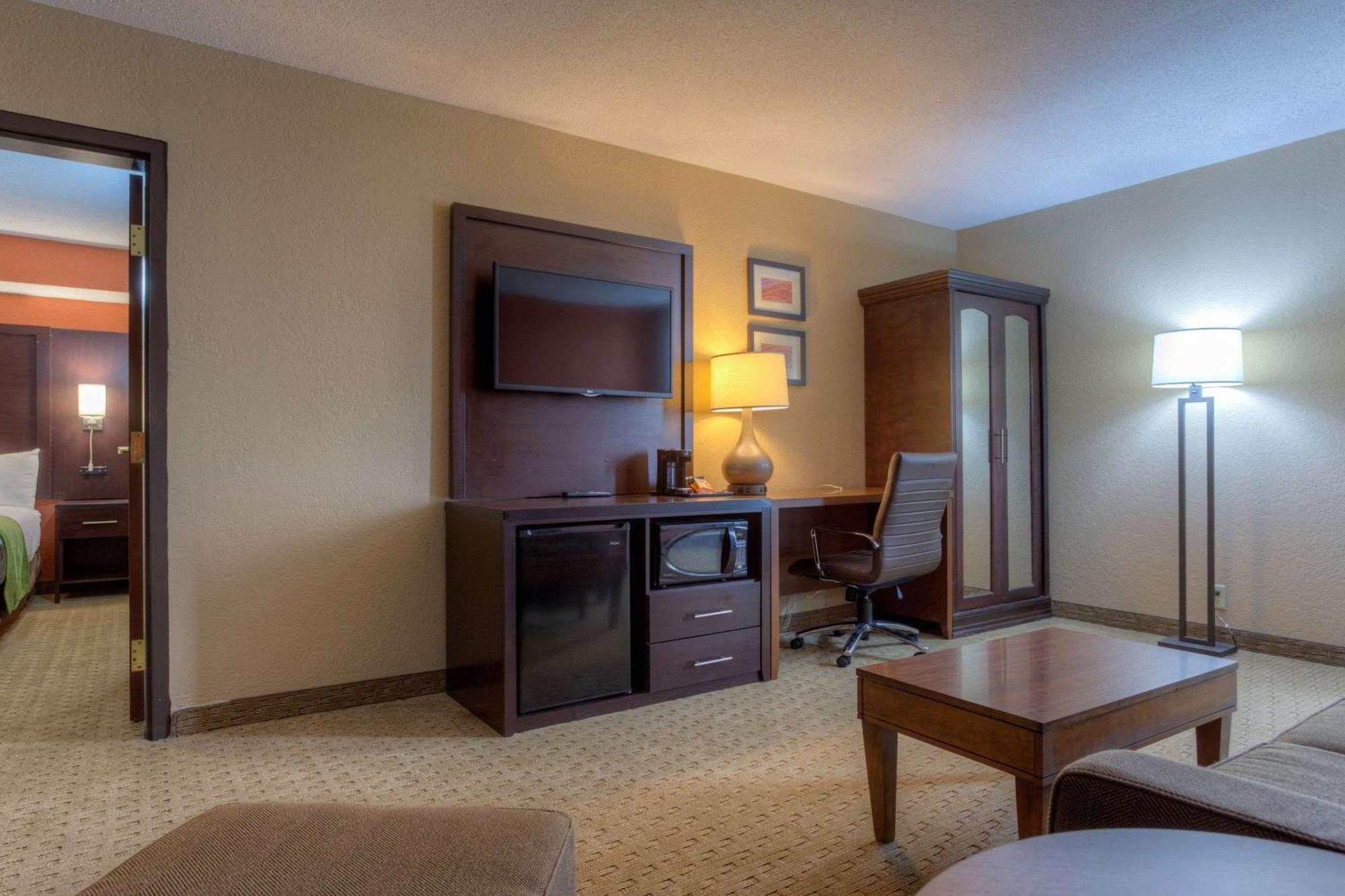 Comfort Inn&Suites Evansville Airport Eksteriør bilde
