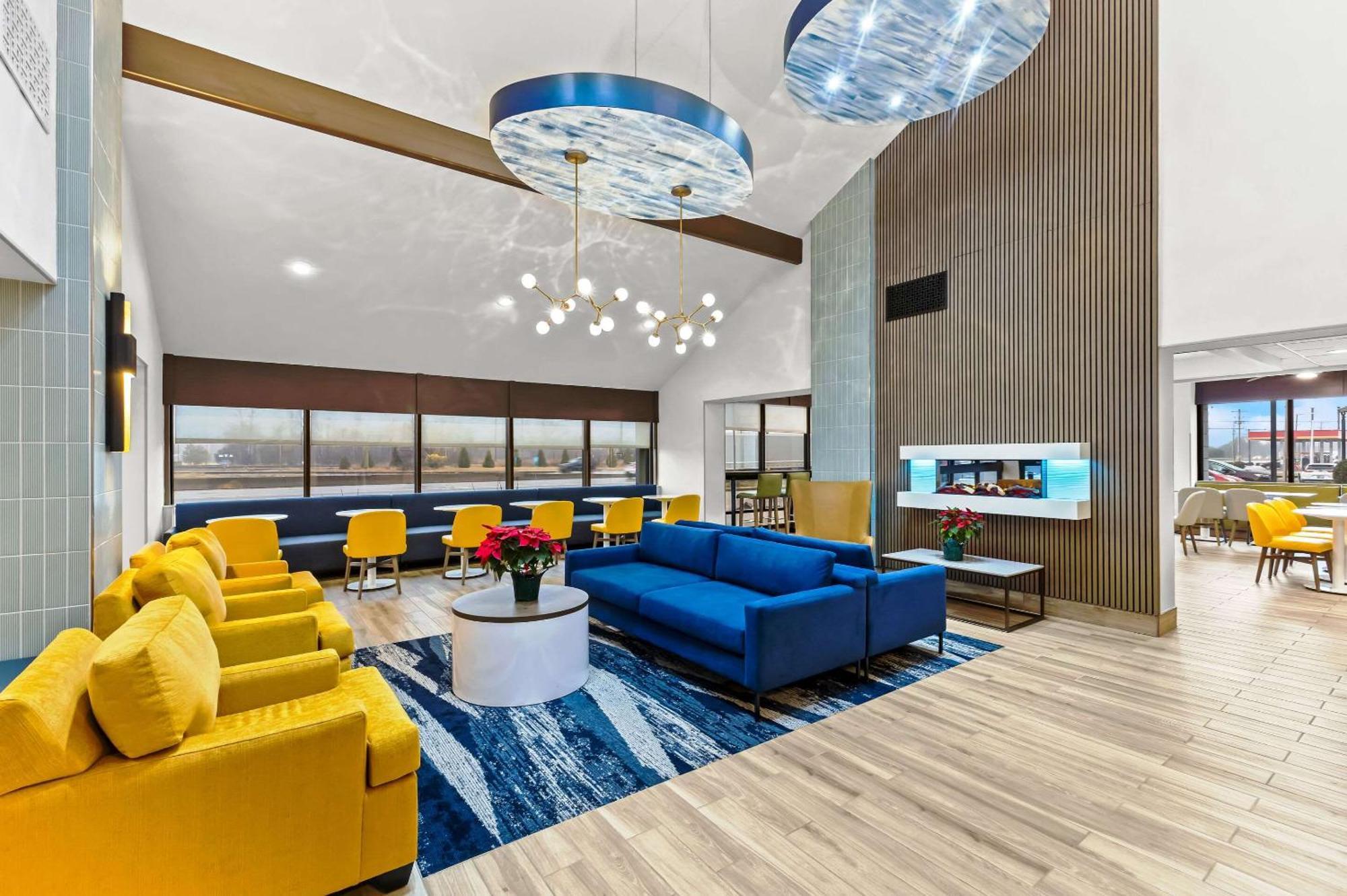 Comfort Inn&Suites Evansville Airport Eksteriør bilde